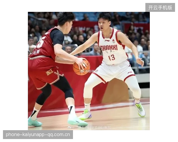 浙江队外线配合引发对手防守错位——用空间与节奏书写场上美学